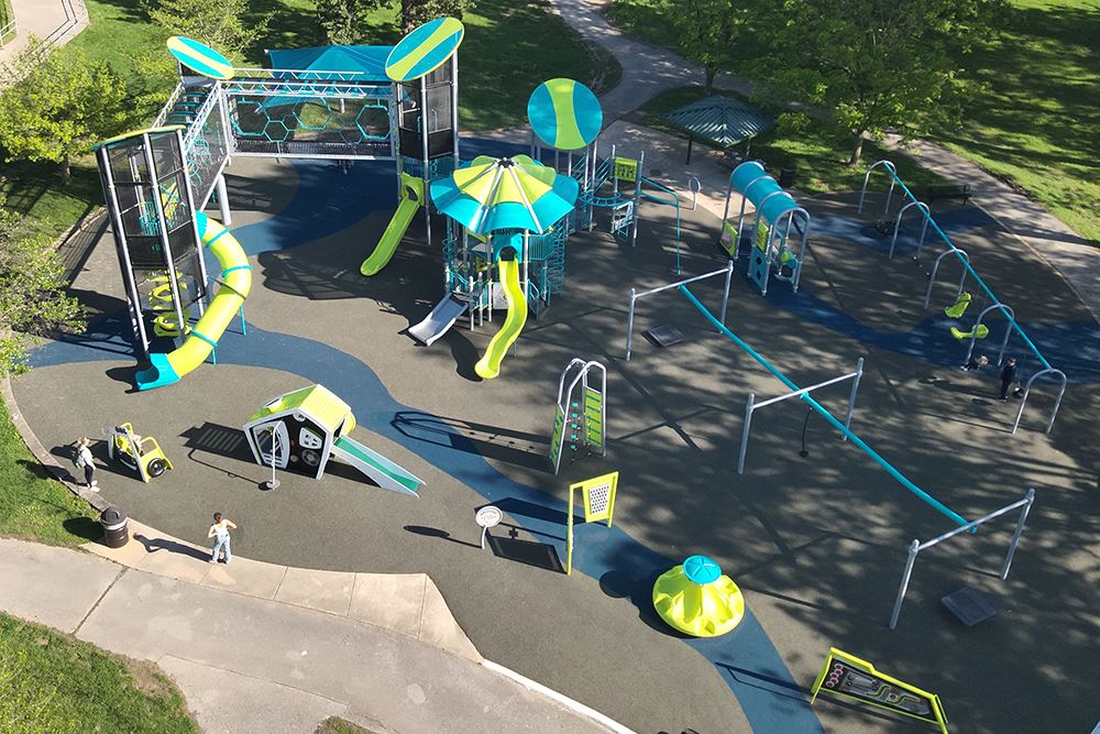 Crestwood Park Playground